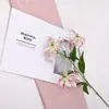 Flores Artificiais com 3 Cabeças, Lírios Chama, Narcisos, Lírios Calla, Decoração para Casa Nórdica, Flores Artificiais para Sala de Estar, Fotografia
