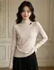 Nueva camiseta de punto de otoño para mujer, cuello semi-alto, ajuste ceñido, top de punto bordado suave y agradable para la piel