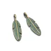 13 Acessórios DIY Retro de Liga Bronze Charme de Planta Verde Folha Recortada Pingente Redondo de Árvore Conector