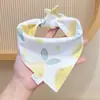 Bufanda Triángulo de Dibujos Animados para Bebés y Niños Pequeños, Babero Lindo y Amigable con la Piel, Cómodo Pañuelo para el Cuello, Babero Delgado para Niños