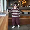 Conjunto Deportivo de Otoño para Niños, Transpirable, Cortavientos, Cálido, Anti-Pilling, Sudadera Rayada Conjunto de Dos Piezas, Nuevo Conjunto de Primavera y Otoño