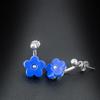Pendientes de flores pequeñas de color acrílico para mujer, estilo japonés y coreano, con forma de corazón, sencillos y pequeños, con perlas, disponibles al por mayor.
