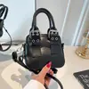 2026 Bolsos de Mano para Mujer, Bolsos de Hombro, Bolsos Cruzados, Bolsos Cuadrados Pequeños, Color Sólido Popular de Este Año, Nuevo Estilo Coreano de Verano, Moda con Remaches, Personalidad