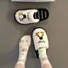 Lindas y Divertidas Pantuflas de Peluche de Pingüino para Mujer 2026, Rayas de Bloques de Color, Suela Suave, Antideslizantes, Cálidas, Pantuflas Peludas de Punta Cerrada para Uso en Casa