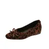 Bailarinas de Estilo Francés con Estampado de Leopardo para Mujer en Stock, Nuevo Modelo de Verano, Suela Plana, Lazo, Inspiradas en Chanel, Ligeras, Zapatos de Boca Baja