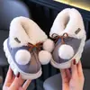 Zapatos de Algodón para Niña con Tacón Invierno Interior Hogar Zapatos para Bebé Estilo Princesa Cálidos Antideslizantes Zapatos de Algodón para Niña Pequeña Se Pueden Usar al Aire Libre