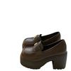 Sapatos de couro de sola grossa pretos, estilo retrô britânico, versátil, bico redondo, feminino, primavera 2025, novo estilo, slip-on, lofu, camada única