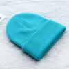 Gorro de punto ligero de lana acrílica de color sólido para hombre y mujer, venta directa de fábrica, Europa y Estados Unidos, suministro de Amazon.
