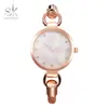 SHENGKE SHENGKE K0026 Tendência da Moda Europeia e Americana Pulseira Relógio Feminino Redondo Simples Relógio de Quartzo Feminino Atacado