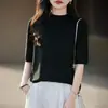 Camiseta de Malha Fina Respirável Absorvente de Suor para Primavera e Verão Feminina, Suéter Camiseta Casual Solto de Manga Meia Mão com Ombro Normal