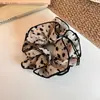 Scrunchie Retro de Bolinhas e Estampa de Leopardo Estilo Coreano Ins para Afinar o Rosto Prendedor de Cabelo para Mulheres Acessório de Cabelo Versátil para Penteados