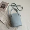 Nuevo Bolso de Mano Casual de Moda para Comercio Exterior Transfronterizo, Bolso Cubo con Alto Valor Estético, Bolso de Hombro Cruzado para Viajes de Negocio de Nicho, Elegante