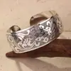 Pulsera Personalizada Transfronteriza con Patrón Étnico Retro, Pulsera Ancha Abierta Tallada, Joyería Plateada Vintage Moda Miao de Plata