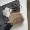 Bolsa Peluda para Mulheres 2025 Inverno Novo Estilo Fashionável Bolsa Tote de Pelúcia Versátil Bolsa de Mão Casual Bolsa Transversal de Ombro