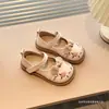 Zapatos Casuales de Cuero para Niñas 2026 Nuevo Estilo de Verano Zapatos de Princesa para Niños Mayores con Suelas Suaves y Bordado Estilo Chino Zapatos de Bebé