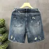 Verano Americano Casual Travieso Retro Desgastado Rasgados Pantalones Cortos de Mezclilla Hombres Rectos Sueltos High Street Pantalones de Cinco Puntos Modernos