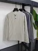 Camiseta de Manga Longa com Gola Henry e Padrão Espinha de Peixe para Homens, Moletom de Design Nicho para Outono com Estampa Listrada, Top Casual para Dropshipping