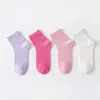 [Seleção Premium] Meias Infantis para Exportação, Estilo Fino Primavera e Verão, Malha Lisa, Meias de Algodão Anti-Pilling para Meninos e Meninas Estudantes