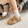 Zapatos casuales de gamuza suave estilo retro coreano con correas de velcro, zapatillas planas versátiles, zapatillas de entrenamiento alemanas, zapatos de mujer de moda