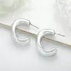 Pendientes de C-shape de Moda con Sentido de Diseño de Nicho para Mujer, Pendientes de Botón Versátiles y Modernos, Pendientes de Botón Geométricos, Joyería de Oreja Exquisita y Elegante para Mujer