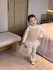 Conjunto Francés de Tres Piezas para Niña 2026 Nuevo Versátil Camiseta Chaleco de Punto Pantalones para Bebé Niña Conjunto Ropa de Invierno Otoño para Niños