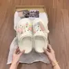 Uso en Interiores y Exteriores 2026 Zuecos de Verano para Playa de Suela Gruesa para Mujer, Pantuflas Antideslizantes de Punta Cerrada