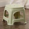 Taburete de plástico Hogar Taburete pequeño Adulto Silla de comedor Taburete de goma Taburete pequeño engrosado Banco pequeño Taburete para cambiar zapatos Taburete cuadrado Taburete alto