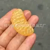 Ornamento de mão de jade afegão natural, cabo de nogueira estrela-lua, ornamento de bule de jade, selo leão Pixiu laranja de jade amarelo