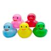 Accesorios de joyería para jugar en el agua transfronterizos patito amarillo No. 8 sombrero de pato bufanda decoración mano jugando limón té de leche regalo regalo