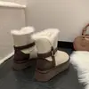 Botas de Neve Antiderrapantes com Solado Grosso e Forro de Pelo para Mulheres Botas Curtas Aveludadas Espessadas Quentes de Inverno Novos Sapatos de Algodão