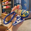Llavero Creativo Nuevo de Zapatilla de Baloncesto Aj, Colgante Exquisito de Moda para Mochila y Llave de Coche para Hombres y Mujeres, Ventas Directas de Exportación