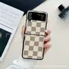 Aplicable a la carcasa del teléfono móvil Samsung ZFlip4, a cuadros retro, personalizada, creativa, todo incluido, resistente a caídas, de cuero, nicho, avanzada