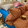Conjunto de Cuatro Piezas de Lunares Simples Grado A para Madre y Bebé Algodón Puro Ropa de Cama para Dormir sin Ropa de Cama Funda de Edredón Falda de Cama para Dormitorio Estudiantil Conjunto de Tres Piezas