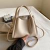 Bolso Otoño e Invierno Nicho de Alta Gama 2024 Nuevo Bolso Textura Viajero Gran Capacidad Bolso de Mujer Simple Bandolera