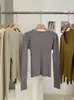 Top de punto KEKEZOON de corte ajustado con cuello en V, capa base versátil de color liso para otoño, elegante camisa de manga larga 9152