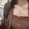 Collar de Flor de Cuatro Hojas Hueca para Mujer, Cadena de Suéter de Otoño e Invierno, Cadena Clavicular de Lujo Ligero de Nicho, Accesorio de Cuello de Moda y Versátil