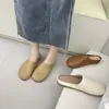 Mules fechadas estilo slip-on francês-inglês para mulheres, sapatos de vovó com sola macia, novo estilo Birkenstock primavera-verão 2026