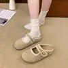 Sandalias cerradas tipo slip-on de nuevo estilo 2026 para mujer, con tacón elevado, ribete de encaje y diseño retro, adecuadas para usar en otoño.