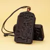 Madera Fulminada con Cabeza de Tigre tipo Jade e Imagen del Dios del Trueno, Acompañado de una Cruz y Escrituras Celestiales, Colgante de Doble Cara, Herramienta Ritual Taoísta de Madera de Azufaifo Fulminada Venta al por Mayor