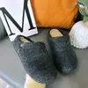 Chinelos de algodão Birkenstock com sola grossa e forro de pelúcia para aumentar a altura, para mulheres, podem ser usados ao ar livre, Lançamento Outono/Inverno 2026, Sem cadarço, Bico fechado, Meio chinelo