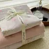 Categoría a Maternidad e Infancia Grado Doble Capa Gasa Juego de Cuatro Piezas Estilo Coreano Floral Fresco Algodón Puro Funda Nórdica Juego de Cama de Tres Piezas 1