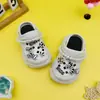 Nuevos Zuecos Infantiles de Cadena de Perlas Transfronterizos con Diseño de Cebra y Suelas Gruesas para Uso en Exteriores, Chanclas de Playa para Bebé, Sandalias de Exterior