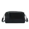 Bolso pequeño con textura de estilo retro para mujer, otoño e invierno 2024, nuevo bolso cuadrado pequeño, estilo occidental, bolso bandolera de hombro para uso diario.