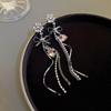 Pendientes de borla con letras de mariposa y diamantes exagerados de estilo europeo y americano con aguja de plata, elegantes pendientes de nicho, ligeros y lujosos de alta calidad para mujer.