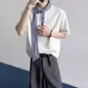 Camiseta de Manga Corta con Cuello Patchwork para Hombre, Nueva Tendencia Verano 2026 Diseño de Marca con Cinta, Corte Holgado, Top de Media Manga de Nicho