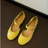 Zapatos Mary Jane franceses de punta cuadrada en stock, lindos zapatos de ballet plateados de tacón alto, zapatos planos de abuela para mujer para exportación