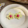 Pendientes de Flor con Bloques de Color Dopamina, Lujo Ligero y Sensación de Alta Gama, Dulces Accesorios de Oreja de Verano, Diseño Único, Pendientes de Nicho para Mujer