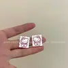 Pendientes de Diseño de Nicho de Lujo Ligero Estilo Francés Pendientes de Moda de Dibujos Animados Dulces y Geniales Gato Kt Pendientes de Botón de Alta Gama
