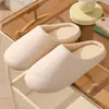 Pantuflas otoño e invierno japonesas punta abierta lavables a máquina suela de tela silenciosa pantuflas silenciosas para mujer suela suave para el hogar interior pantuflas de algodón