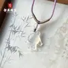 Colgante de Máscara de Zorro de Calcedonia Blanca Hielo Natural para Mujer Colgante de Conejo Tridimensional de Ágata Hielo Alto Colgante de Jade